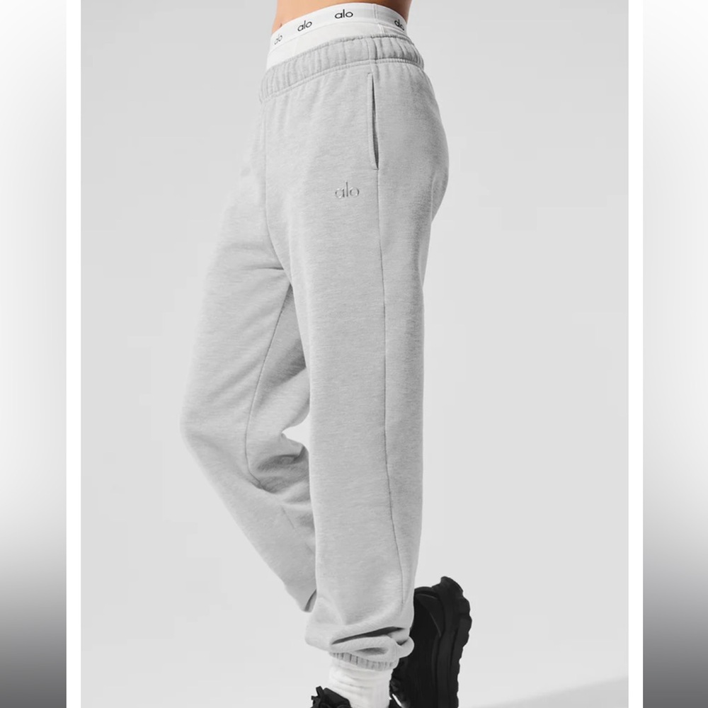 ALO Yoga Light Gray Joggers